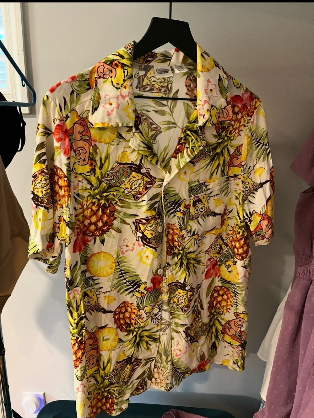 SpongeBob Hawaiian button down brand new size small